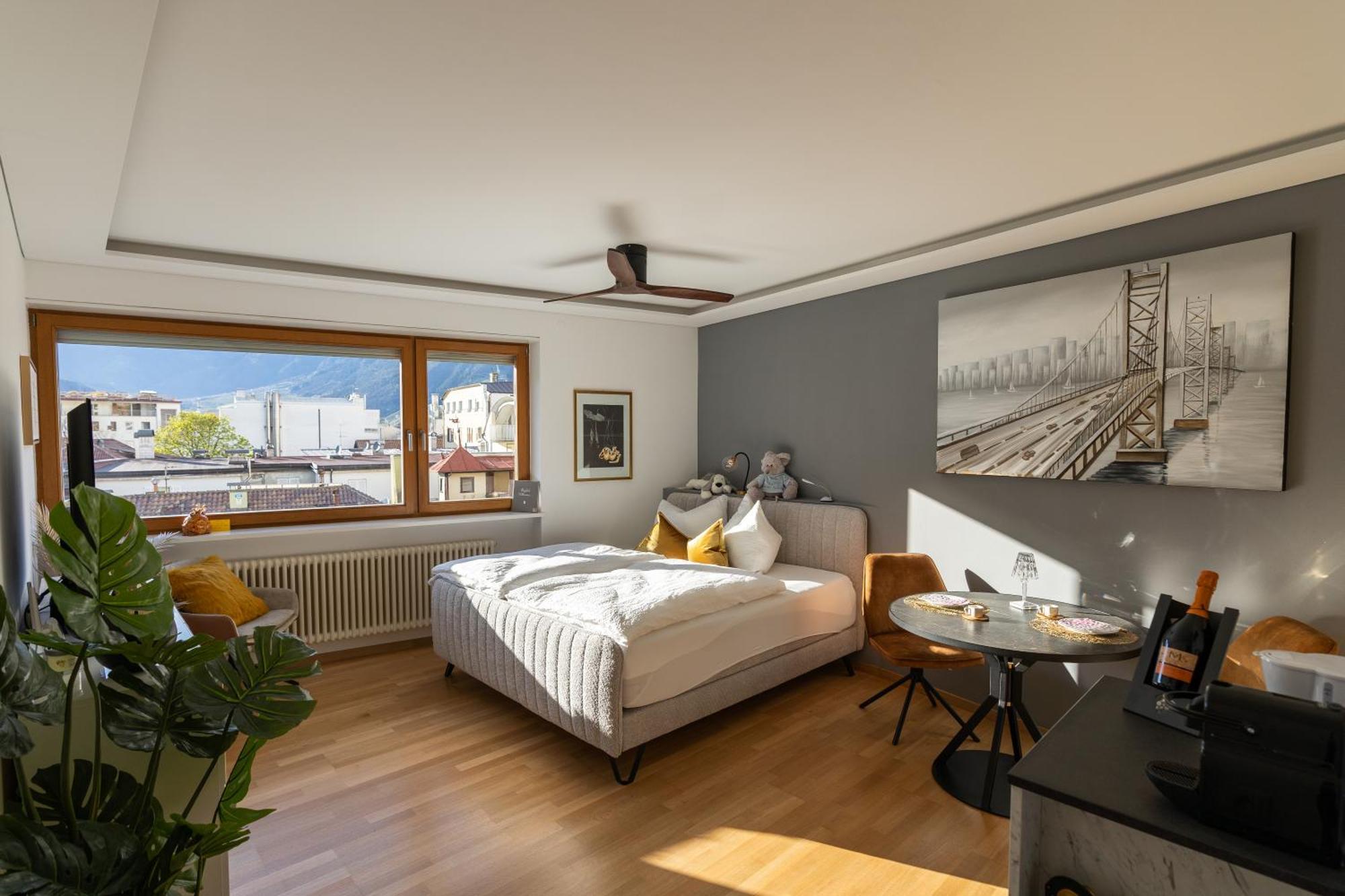 Ausblick Kleinjuwel Mit Panoramablick + Garage Apartment เมราโน ภายนอก รูปภาพ